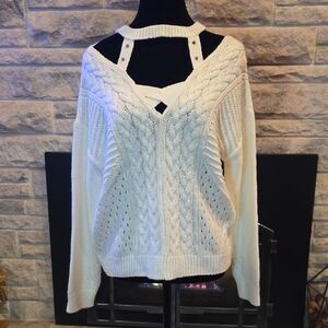 Venus Elegant White Cable Knit Sweater. Size Medium